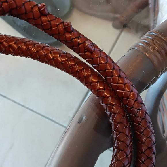 Fendi spy bag excellent condition!! - Picture 11 of 16